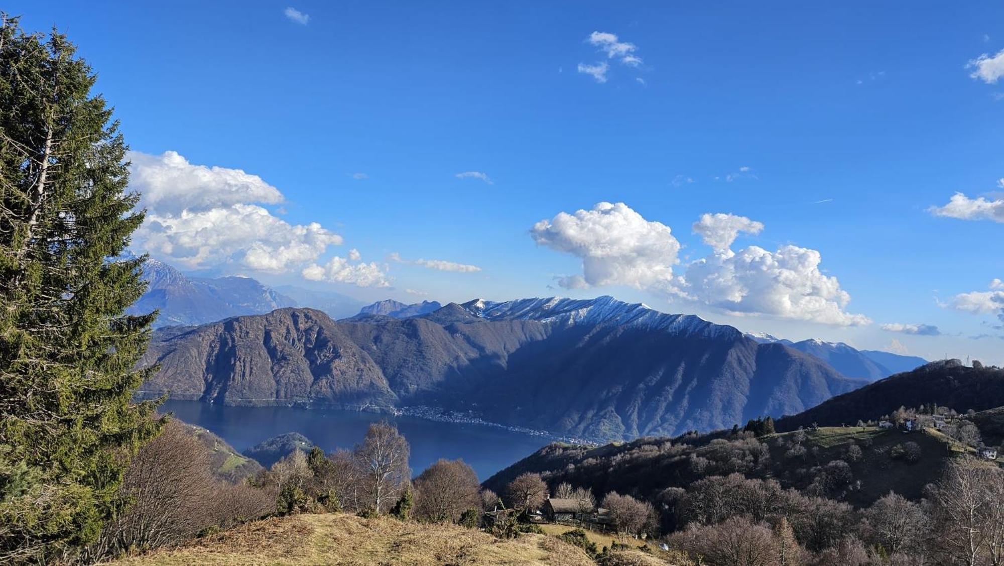 Bucaneve Laino Bagian luar foto